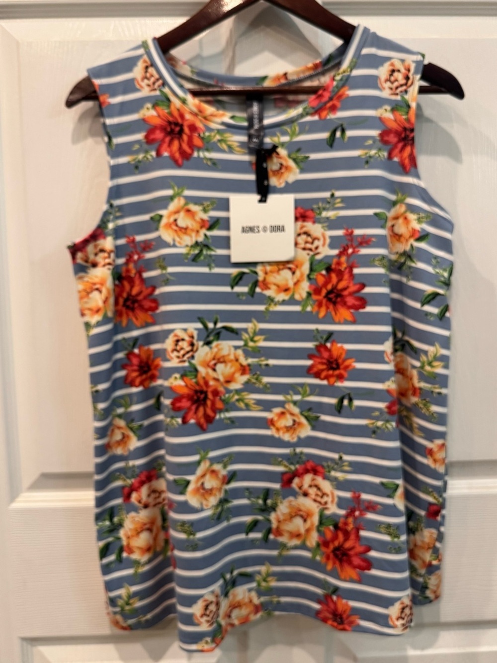 Agnes & Dora Women's Chambray/White Striped Crossover Tank Size M (8-10)